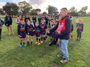 Russell Dowling and the under 9's team